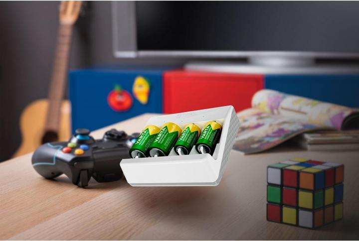 Actual product image Varta Universal Charger (1 pcs., C, D, AA, AAA, 9V Block, 1600 mAh, Chargers without battery)