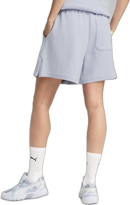 Actual product image Puma HER High-Waist Shorts 5" (M)