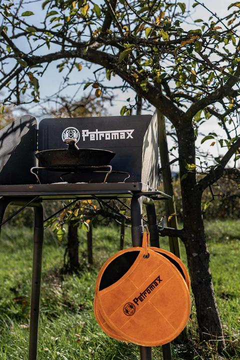 Produktbild Petromax Topflappen 'Aramid Pro 300' mit Eingriff 2 Stück feuerfest (rauleder, 100% Polyester, enthält nichttextile Bestandteile tierischen Ursprungs, 100% Aramid (Polyamid))