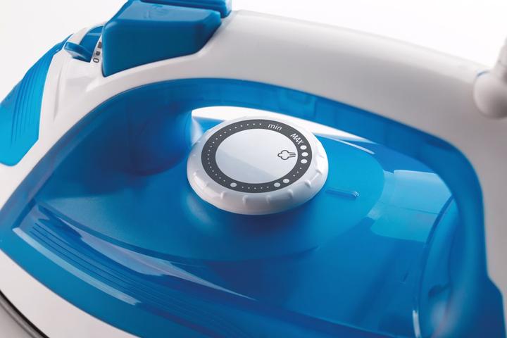 Actual product image Gorenje SIH1800BLT Steam Iron, 1800 W, Water tank capacity 250 ml, Continuous steam 25 g/min, Blue/White (1800 W, 80 g/min)