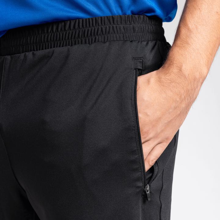Actual product image Uhlsport Essential Tech shorts (164)