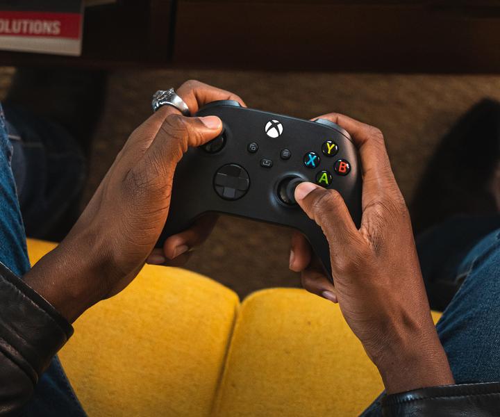 Image du produit Microsoft Xbox Wireless Controller - Carbon Black (Xbox Series X, Xbox One X, PC, Xbox One S, Xbox Series S)