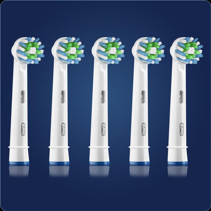 Produktbild Oral-B CrossAction (5 x)