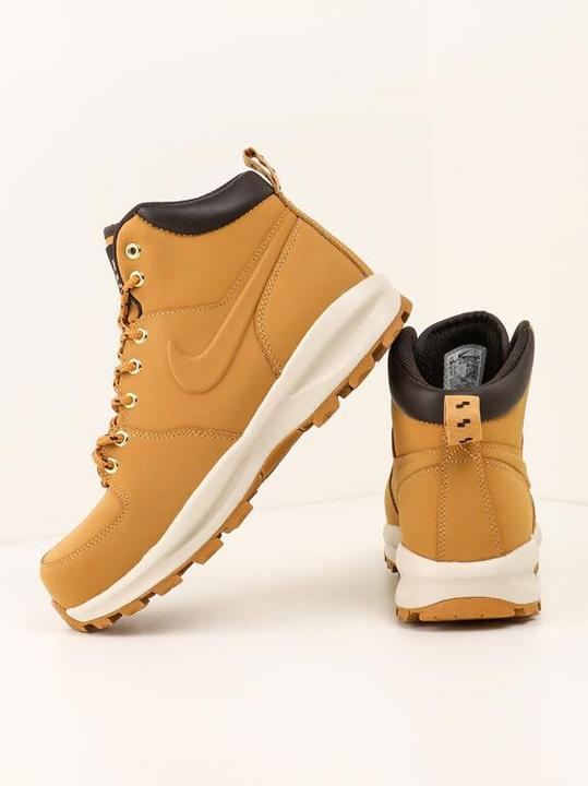 Actual product image Nike Manoa (42)