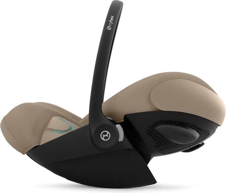 Actual product image Cybex CLOUD G I-SIZE PLUS Almond Beige | beige (Baby car seat, ECE R129/i-Size Standard)