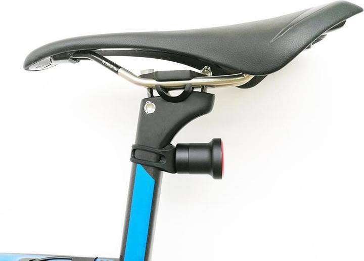 Produktbild Enfitnix Xlite100 Smart Tail Light Saddle mount (30 lm, 30 lm)