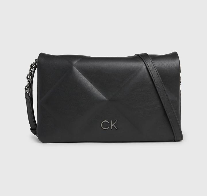 Actual product image MGA Re-Lock Quilt Shoulderbag
