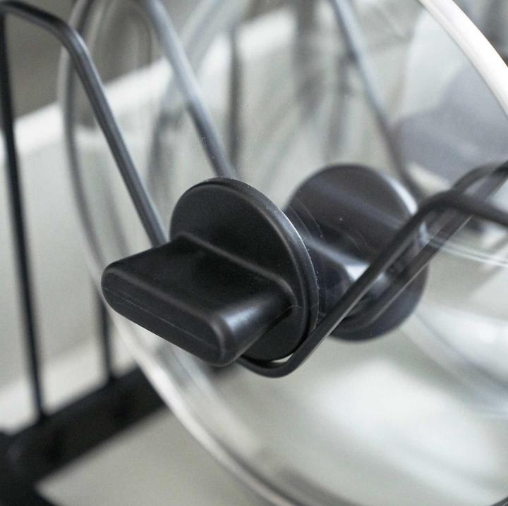 Produktbild Yamazaki Ausziehbarer Topf- & Pfannen-Organizer TOWER (Kunststoff, Metall)