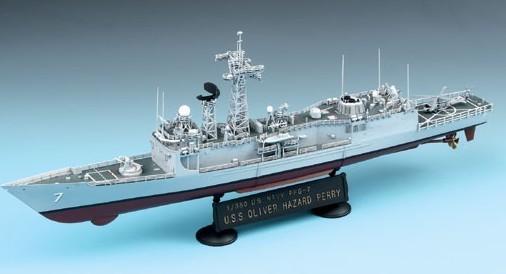 Actual product image Academy USS Oliver Hazar d Perry FFG-7