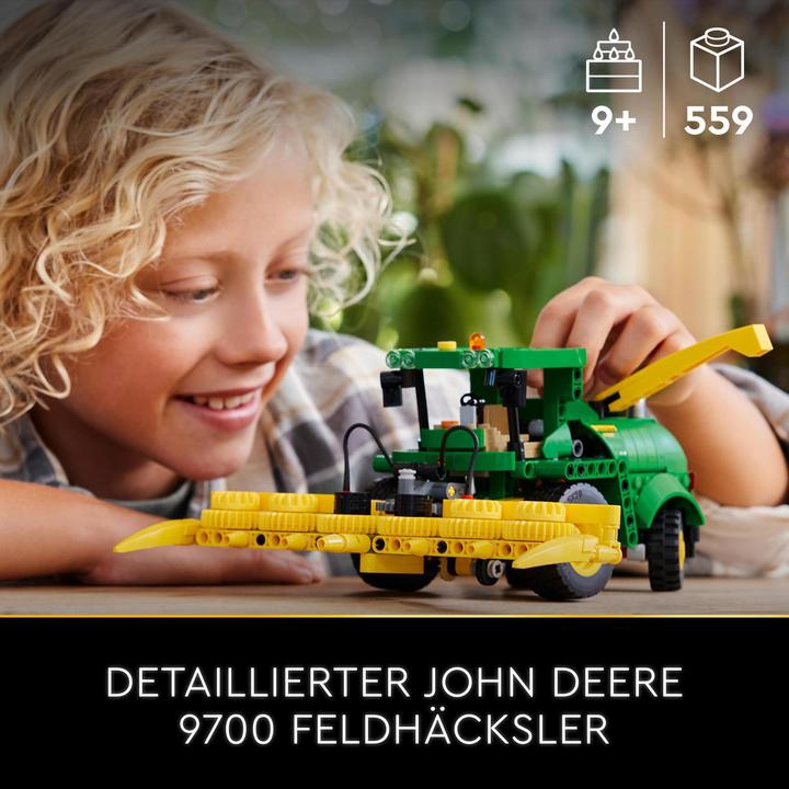 Actual product image LEGO John Deere - Forage Harvester (42168, LEGO Technic)