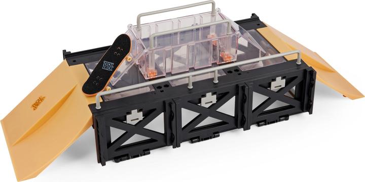 Actual product image Spin Master Tech Deck Play and Display (3.38")