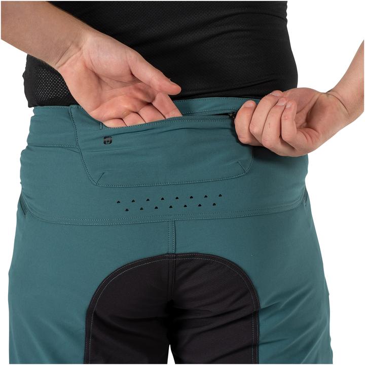 Actual product image Leatt MTB Gravity 4.0 Shorts (L)