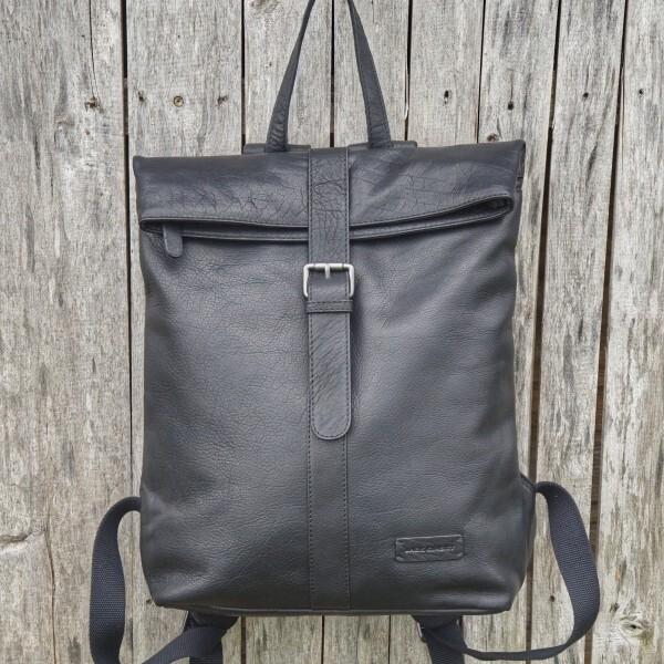 Produktbild Jack kinsky Porto Daypack Leder 37 cm Laptopfach (11 l)