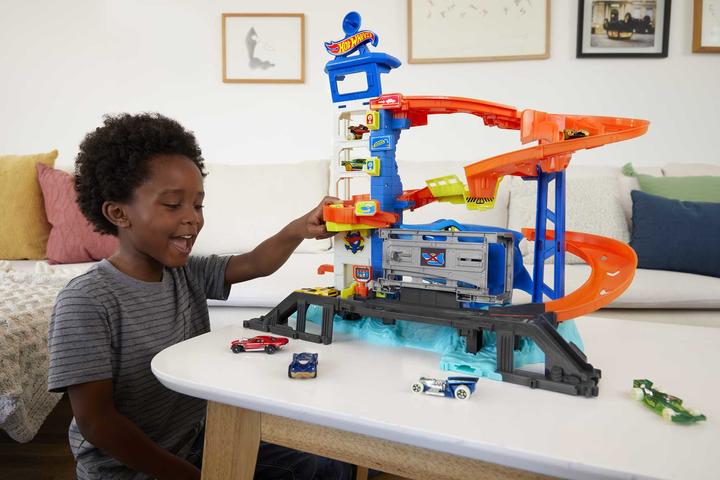 Immagine prodotto Hot Wheels Hai-Attacke Spielset