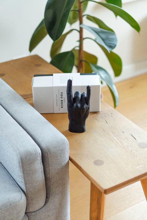 Immagine prodotto Candle Hand Tu Rock (1 pz.)