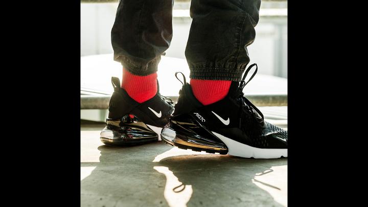 Actual product image Nike Air Max 270 (45)