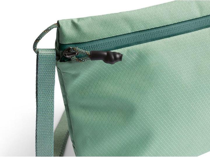 Actual product image Bellroy Lite Sacoche Moss