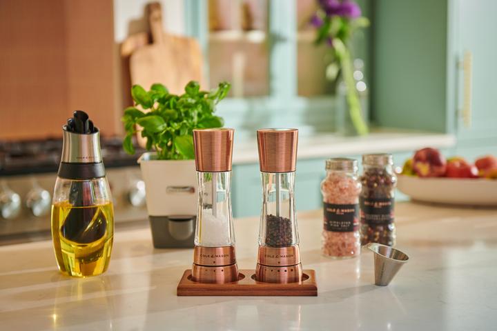 Actual product image Cole & Mason Derwent (Salt, Pepper)