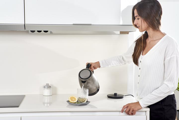 Immagine prodotto Black & Decker BXKE2201E (1.70 l)