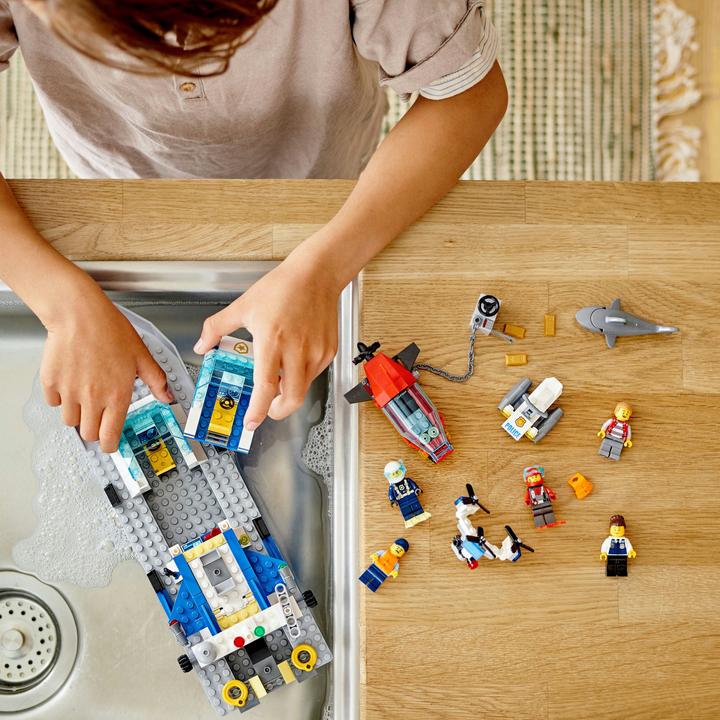 Image du produit LEGO City - Bateau de police (60277, LEGO City)