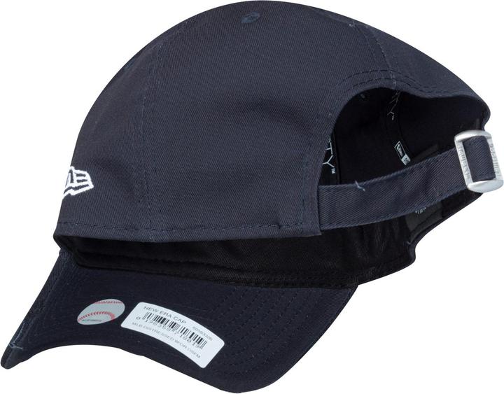 Actual product image New Era 9Forty Strapback Cap - Distressed Ny Yankees Navy