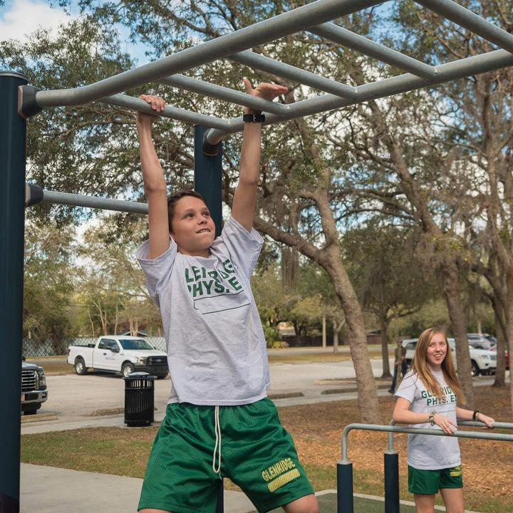 Actual product image Kompan Outdoor fitness equipment Hangelstrecke Pro