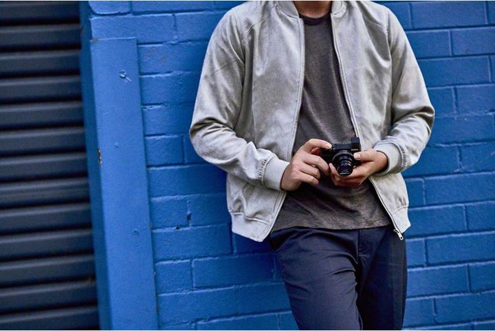 Productafbeelding Sony Cyber-shot DSC RX100 VI (24 - 200 mm, 20.10 Mpx, 1")