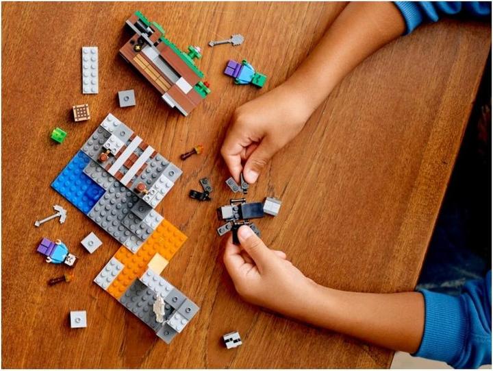 Actual product image LEGO The abandoned mine (21166, LEGO Minecraft)
