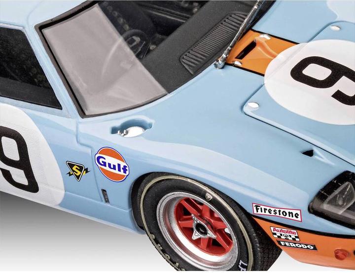 Actual product image Revell Ford GT40 Le Mans 1968