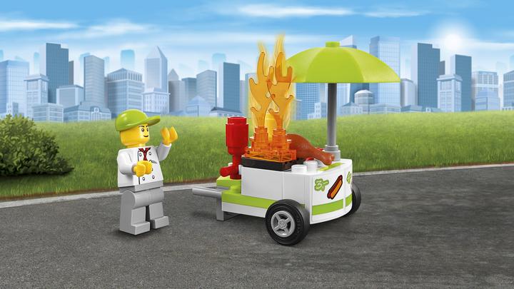 Produktbild LEGO City Grosse Feuerwehrstation (60110, LEGO City)