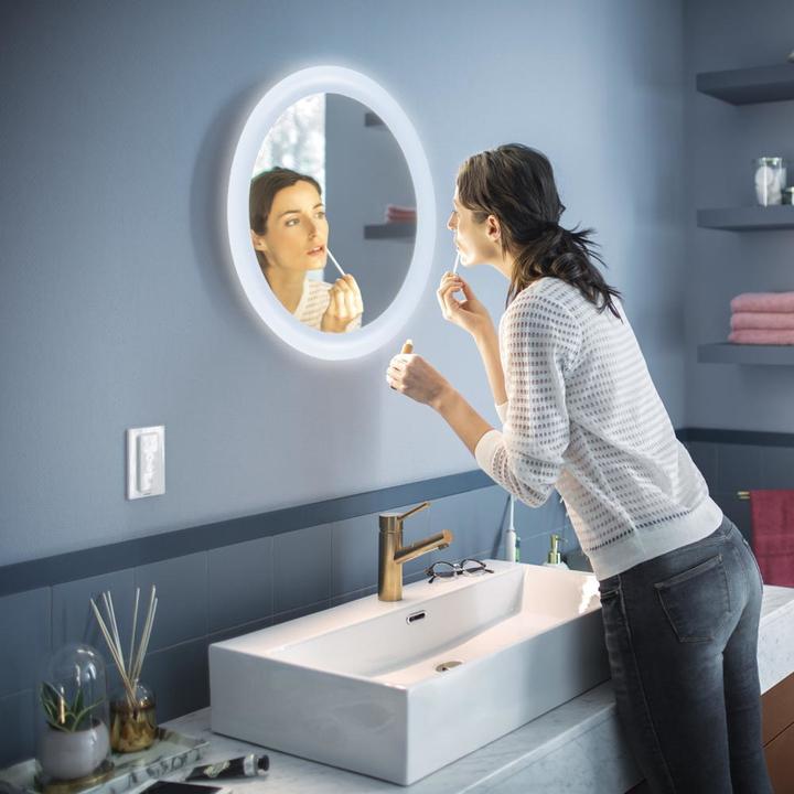 Actual product image Philips Hue myBathroom Adore Basis BT (2400 lm)