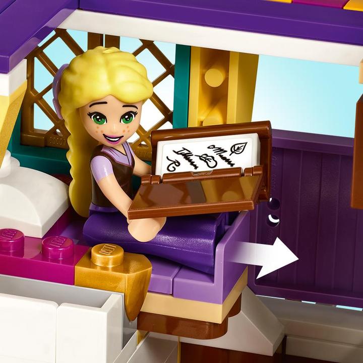 Actual product image LEGO Rapunzel's travel carriage (41157, LEGO Disney)