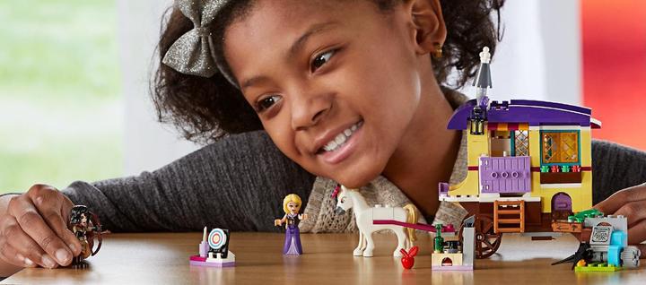 Actual product image LEGO Rapunzel's travel carriage (41157, LEGO Disney)