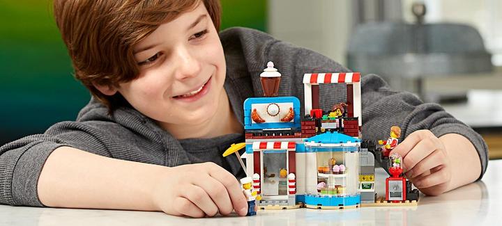 Produktbild LEGO Zuckerhaus (31077, LEGO Creator 3-in-1)