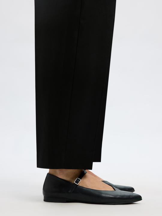 Image du produit Selected Femme Mid Waist Barrel Fit Hosen (Bande de fréquences 38 (2600 MHz))