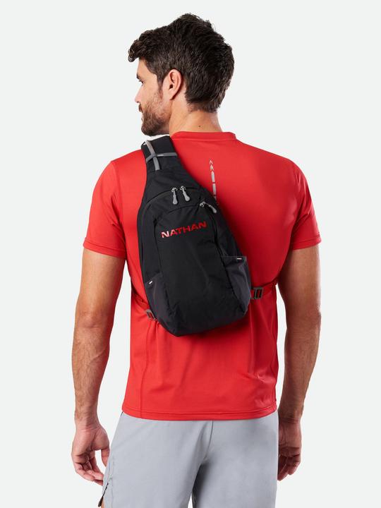 Actual product image Nathan Run Sling (8 l)