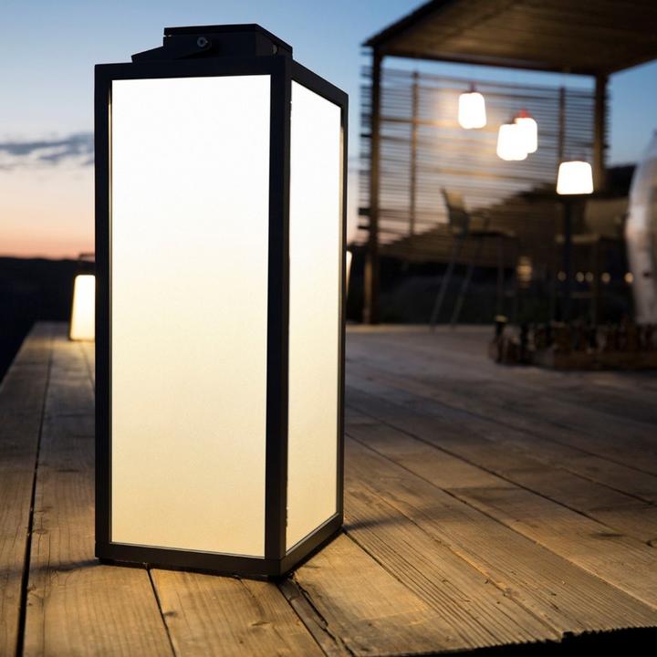Actual product image Les Jardins Tradition Solar Lantern Aluminium Small Model 300 lumens (300 lm)