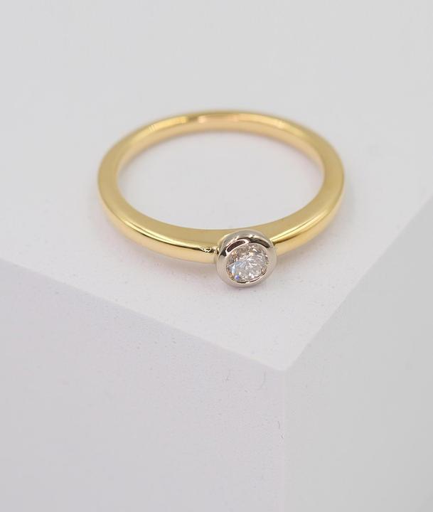 Image du produit Muau Solitaire anneau cadre setting or jaune 750, diamants 0.25ct. setting or blanc 750 (52, 950 Platine)