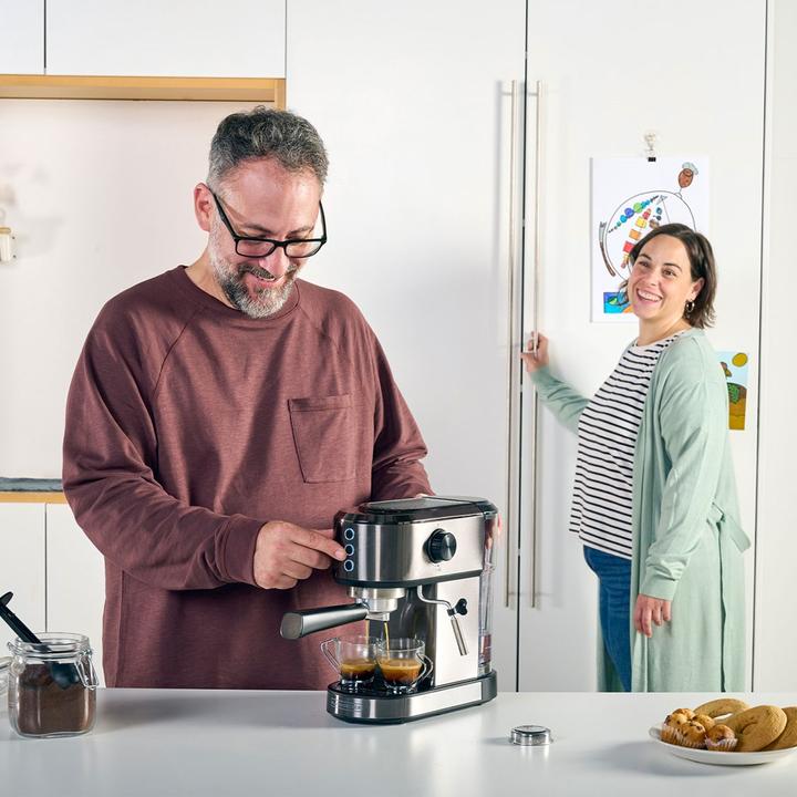 Produktbild Black & Decker Kolbowy ekspres do kawy Black+Decker BXCO1350E (EU-Stecker)