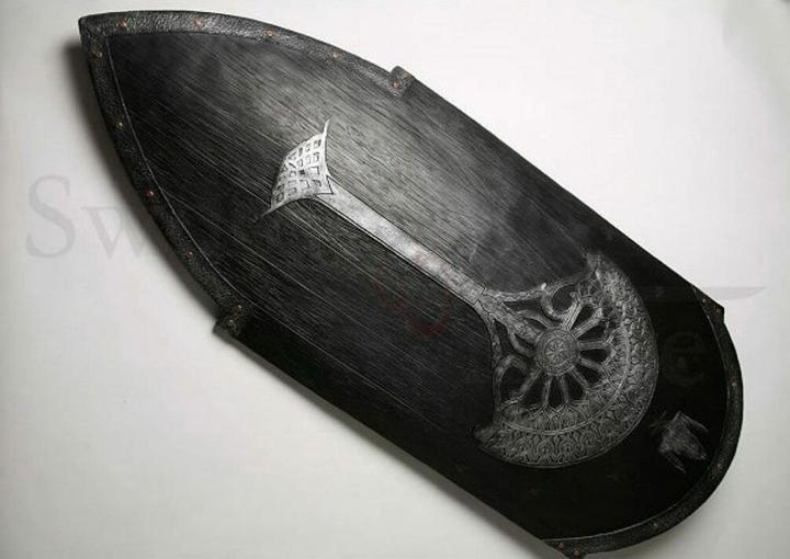 Actual product image United Cutlery Le Seigneur des Anneaux réplique 1/1 bouclier Gondorian Shield 113 cm