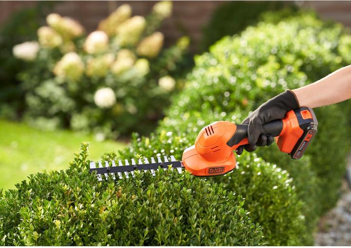 Productafbeelding Black & Decker Struikschaar-set BCSS18D1 (Draadloze heggenschaar)