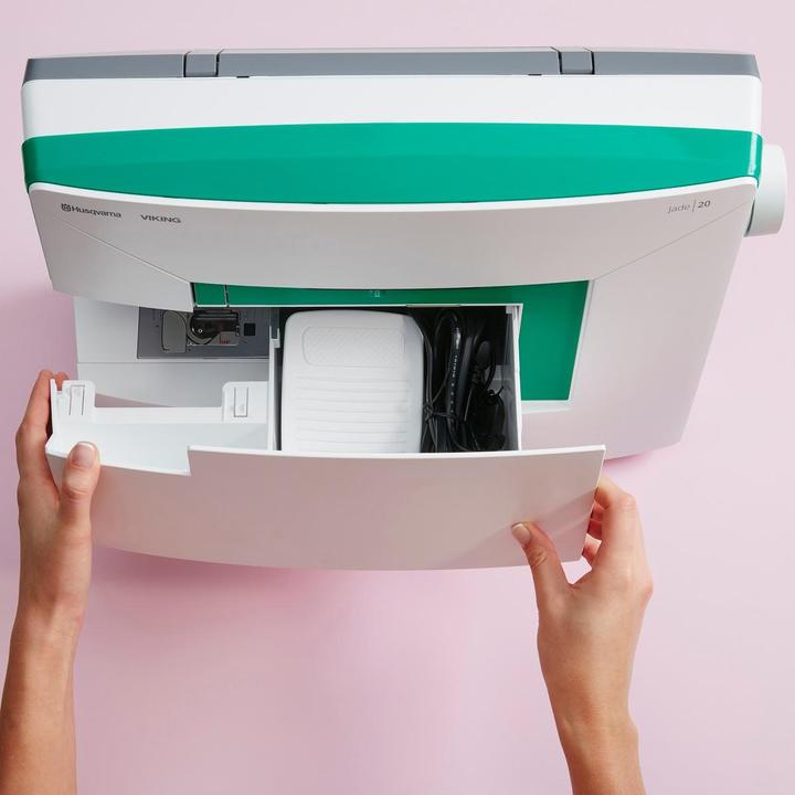 Actual product image Husqvarna VIKING Jade 20