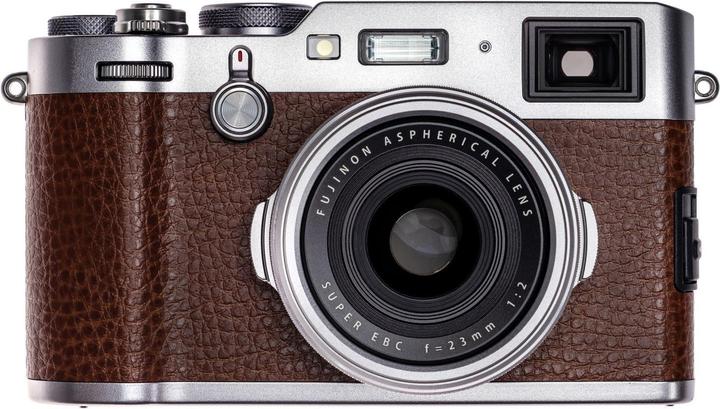 Fujifilm X100f (35 mm, 24.30 Mpx, APS-C / DX)