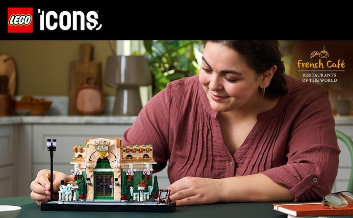 Actual product image LEGO French Café (10362, LEGO Icons)