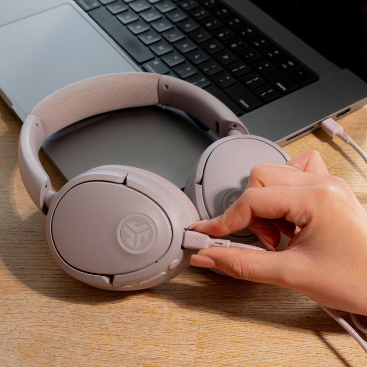 Actual product image JLab Audio JBuds Lux (ANC, 70 h, Wireless, Cable)