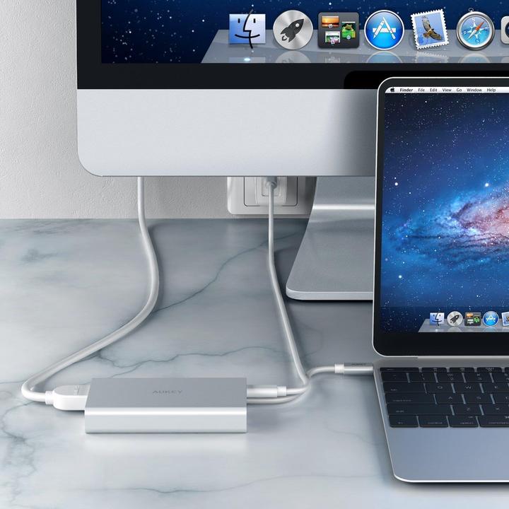 Actual product image Aukey CB-C55 Multiport -C Hub Silver (USB-C, 6 ports)