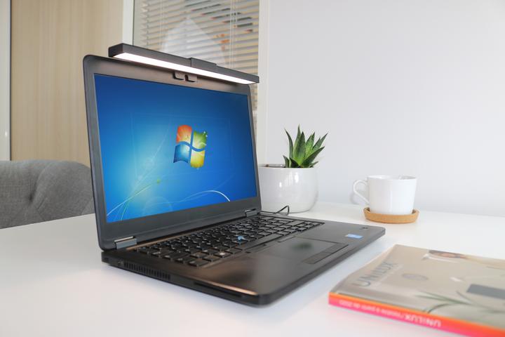 Actual product image Unilux Travelight (350 lm)