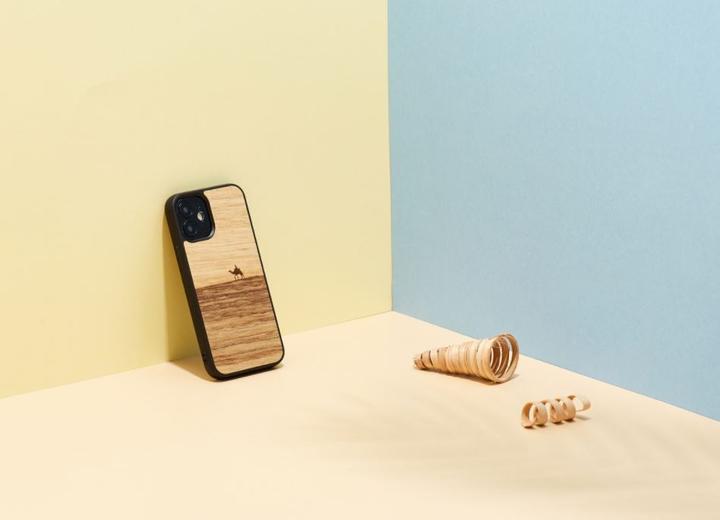 Produktbild Man&Wood case for iPhone 12 mini terra black (Apple iPhone 12 mini)