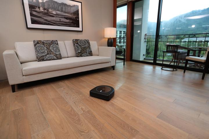 Actual product image Hobot Legee 668 (Vacuum mopping robot)