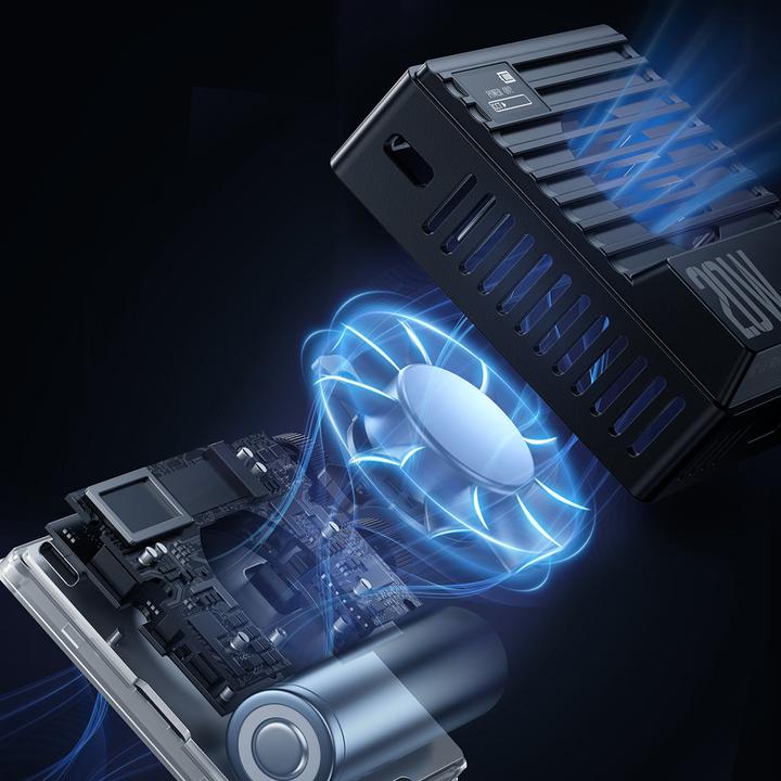 Actual product image Ulanzi LE20 20W RGB Pocket Light Black